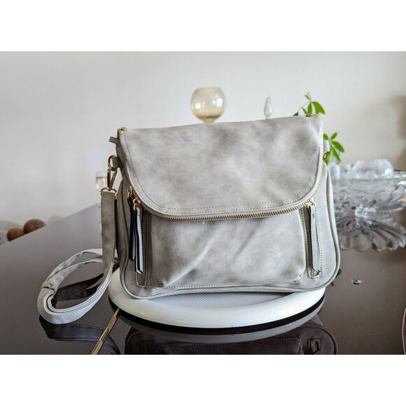NWT   VR crossbody/shoulder light gray purse - Picture 1 of 16